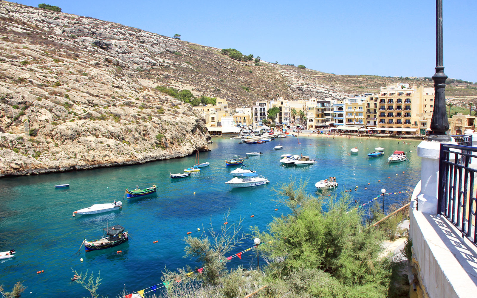 Xlendi Bay