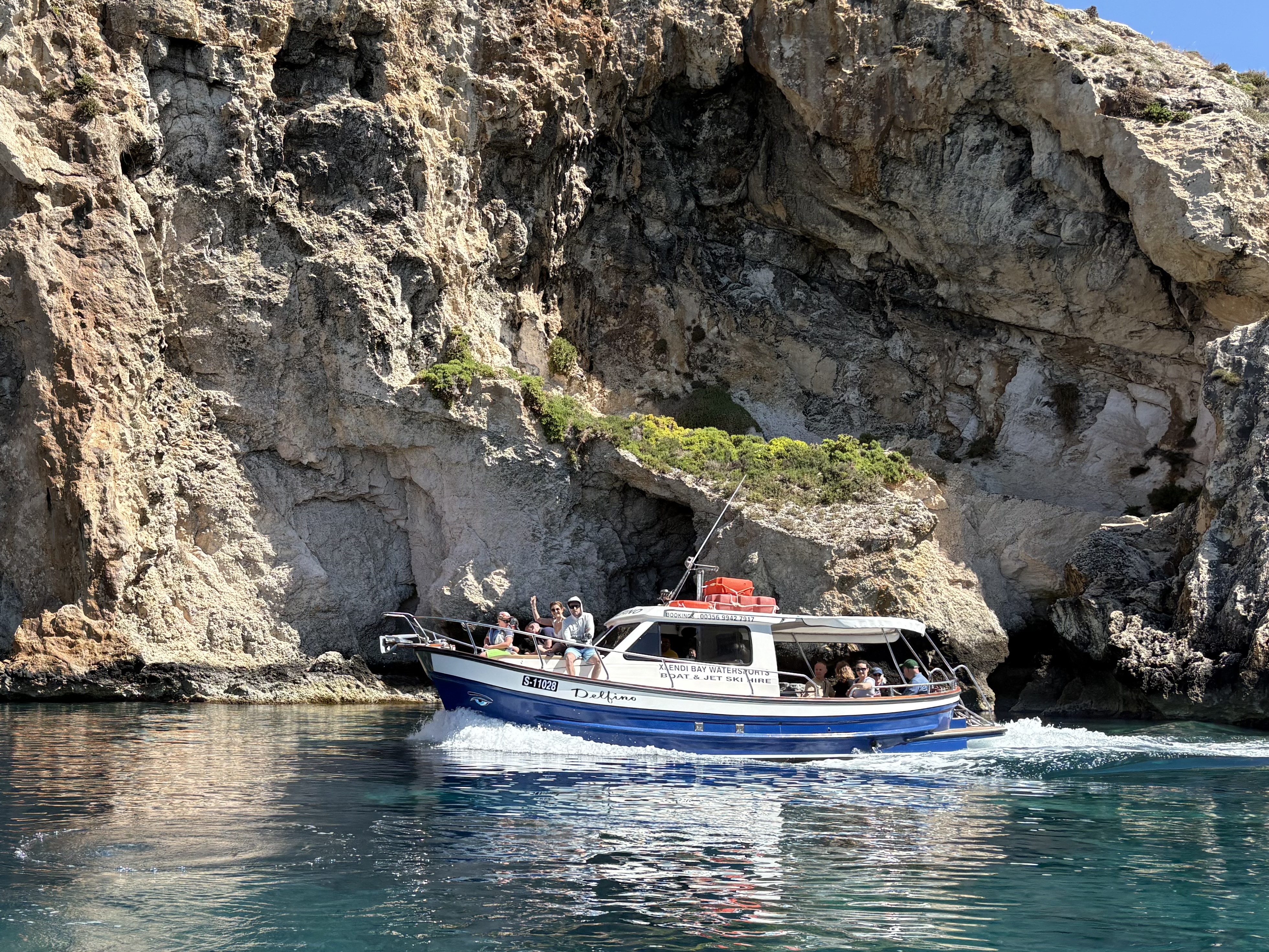 Comino boat trip - Blue Lagoon swimming